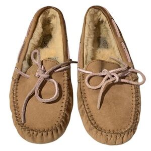 UGG DAKOTA Womens Suede Indoor/Outdoor Moccasin Slippers TOBACCO Size 5